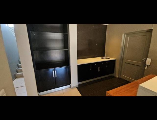 BUSINESS PROPERTY TO RENT IN CARLSWALD